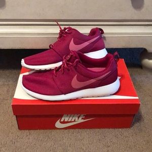 Roshe Run- Women’s 8